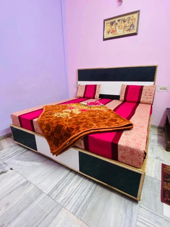 Hari Ganga Hotel -Near By Railway Station Haridwār Buitenkant foto