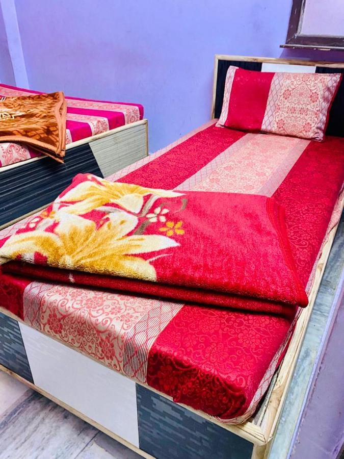 Hari Ganga Hotel -Near By Railway Station Haridwār Buitenkant foto